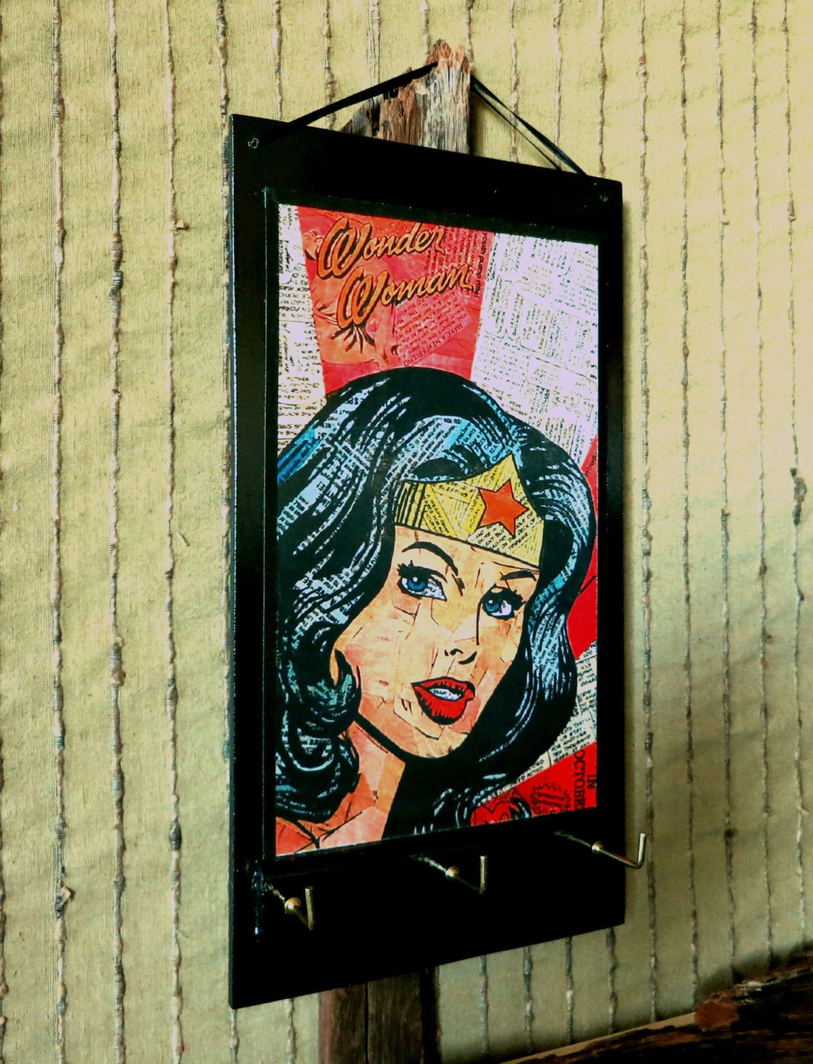 Entryway Organizer Wonder Woman Key Rack